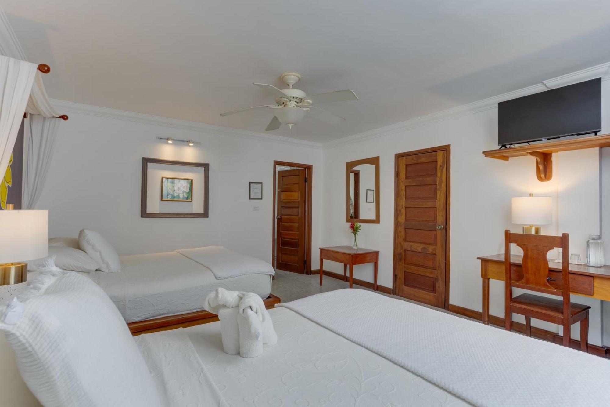 Villa Boscardi Belize City Buitenkant foto