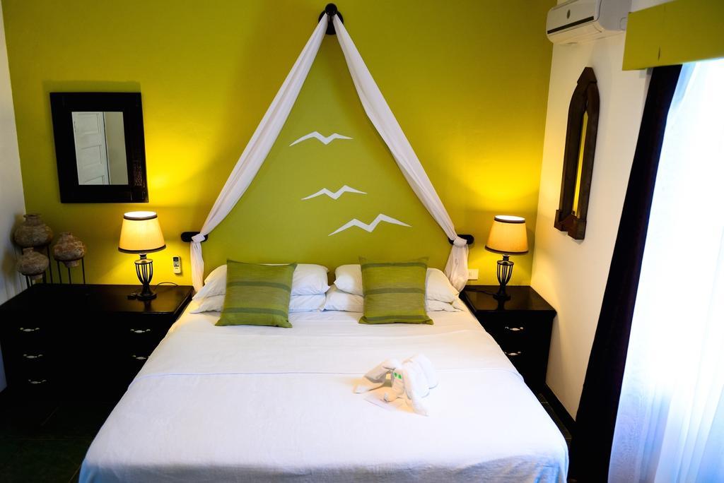 Villa Boscardi Belize City Buitenkant foto